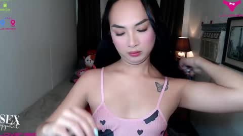 its me Sabel online show from December 1, 10:57 am