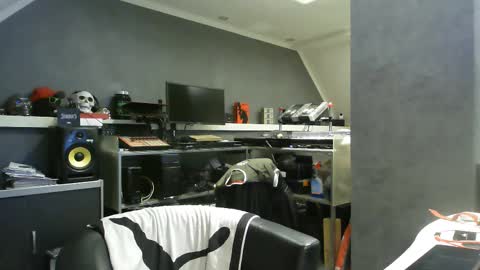 Chico que rico Caliente online show from February 23, 9:26 pm