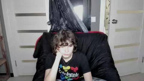 2 brothers Adam and Alex online show from October 16, 3:50 am