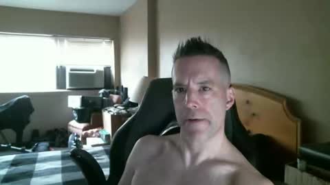 rustic_cuse_777 online show from November 10, 5:16 pm