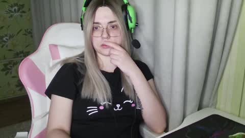 Tanyushka online show from April 2, 7:43 pm