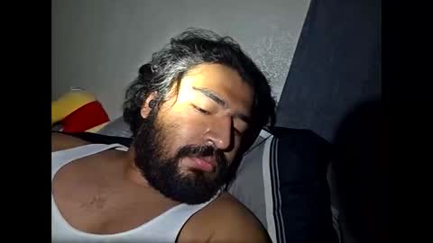 rwill9902 online show from October 6, 11:17 am