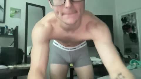 ryan online show from November 15, 8:21 pm