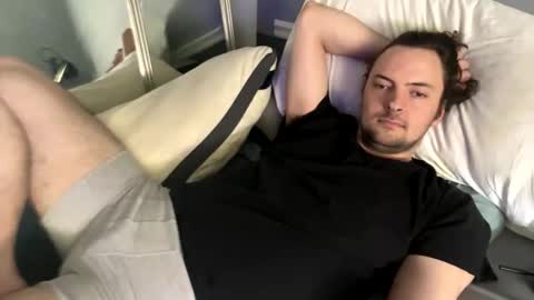 ryan_and_liz online show from April 18, 6:32 pm