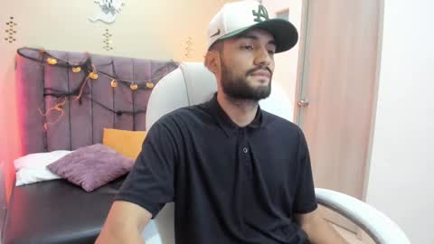 Snapshot of ryan_jackson_ chatting on October 5, 1:47 am ryan_jackson_ online show from October 5, 1:47 am