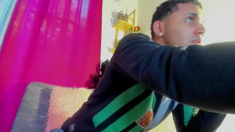 ryan_williams23 online show from November 13, 11:57 am