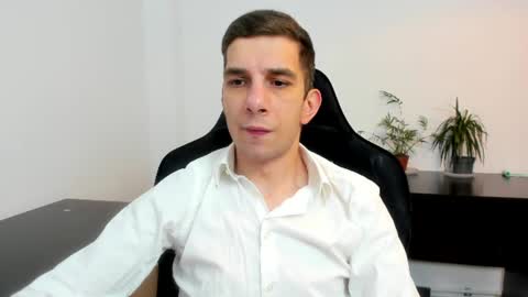 Andrew C. online show from August 9, 8:13 pm
