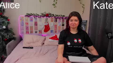 Kate online show from December 31, 1:26 am