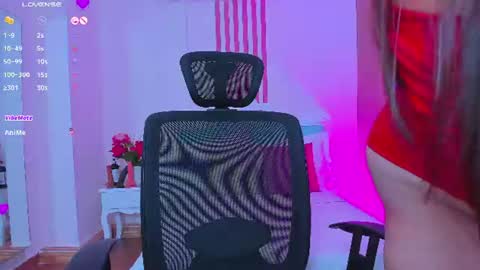 saaalmaaa_ online show from June 18, 3:06 pm