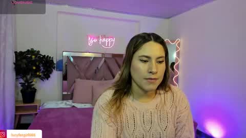 saaya_tay online show from February 27, 11:39 am