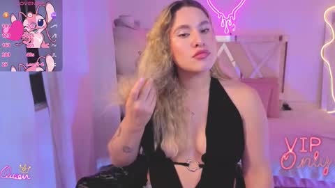 saaya_tay online show from February 27, 3:43 am