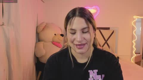 saaya_tay online show from May 12, 4:21 am