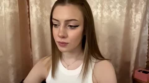 Mika online show from November 30, 7:54 pm