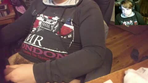 1141323  my Lord Mister Max   moms treasure online show from November 4, 12:34 am