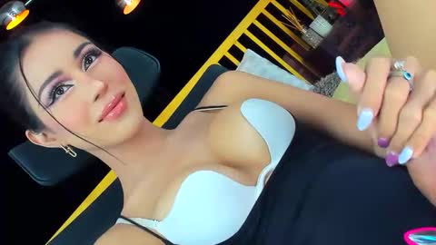 Sabrina online show from March 26, 7:24 am