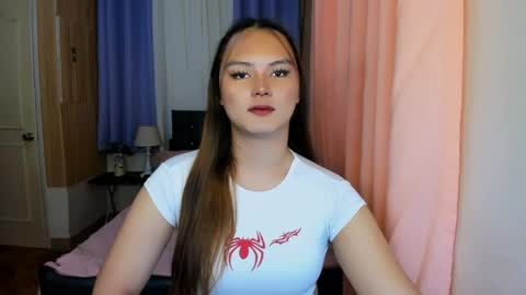 sabrina_hilson online show from April 12, 2:59 am