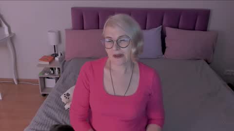 Sabrina MacMarren online show from March 12, 6:53 pm