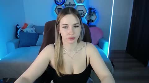 Sabrina Violet online show from March 18, 9:26 am