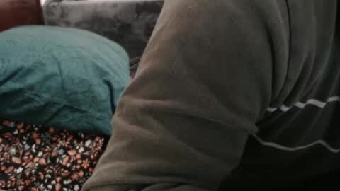 dadbod online show from December 14, 2:00 am