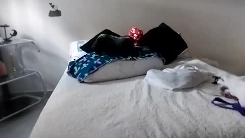 Snapshot of sahana_ashika chatting on January 28, 9:19 pm Sahana Ashika online show from January 28, 9:19 pm