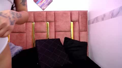 sara online show from January 8, 5:46 am