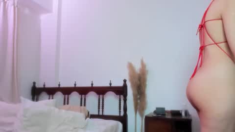 Sindy Scott online show from December 10, 6:17 pm