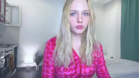 Sofia online show from April 3, 3:24 am