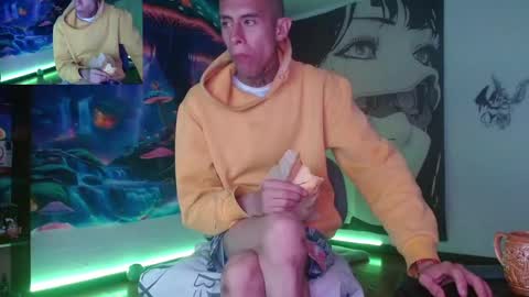 saint boy online show from March 6, 8:52 am