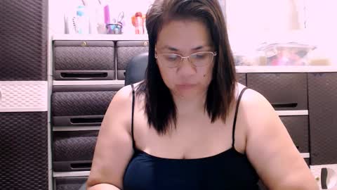 Snapshot of saint_flowerxxx chatting on October 26, 10:31 pm saint_flowerxxx online show from October 26, 10:31 pm