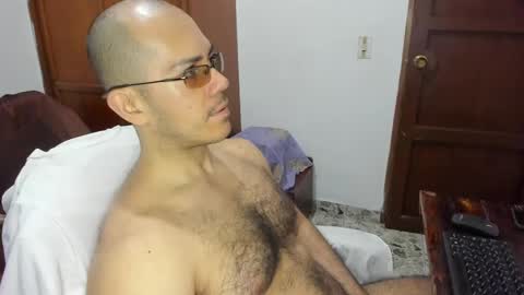 saintedy01 online show from March 6, 12:41 pm