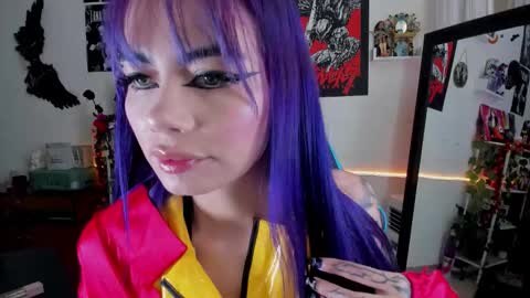    online show from November 4, 8:37 am