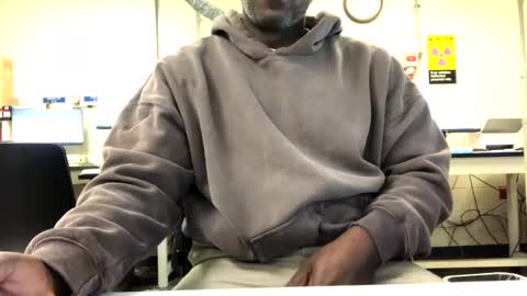 Cum Hanks online show from November 2, 5:46 pm