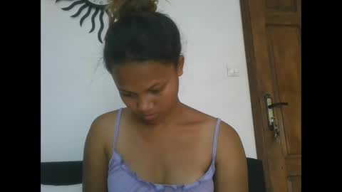 SallyWett online show from December 16, 9:59 am