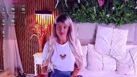 SalmaRoze online show from August 9, 7:58 am