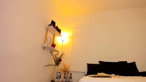 Salome Kross online show from February 16, 1:36 am