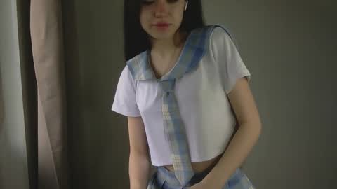 SaltedCaramely online show from April 15, 9:23 am