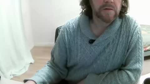 Snapshot of saltimbanquier chatting on February 21, 7:23 am Saltimbanquier Salt ou Banquier online show from February 21, 7:23 am