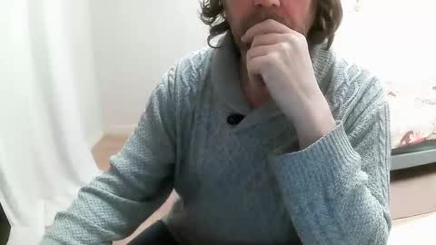 Snapshot of saltimbanquier chatting on February 26, 7:53 pm Saltimbanquier Salt ou Banquier online show from February 26, 7:53 pm