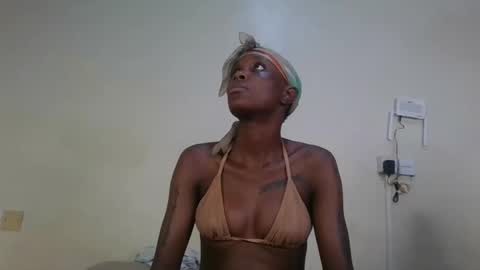 Sugarbabe online show from May 11, 2:45 pm