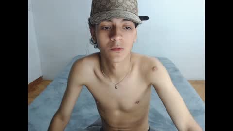salvatore_cute online show from October 13, 10:34 pm