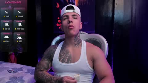 SALVATORE online show from April 6, 5:25 pm