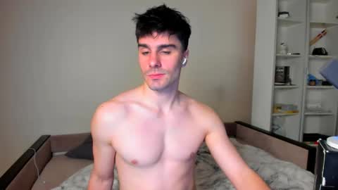 BACK IN 2 WEEKS online show from April 20, 8:01 pm