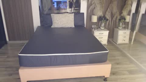 SAM MANSON online show from March 2, 12:12 pm