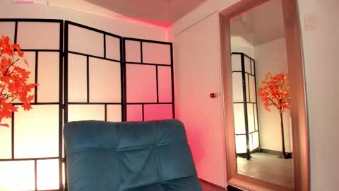 Sam online show from January 13, 1:08 pm