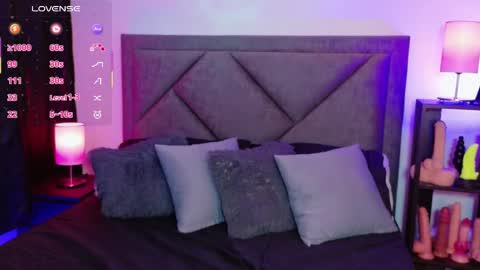 Sam online show from January 11, 9:04 am