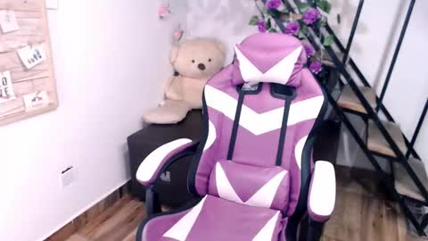 samantha online show from March 3, 5:09 pm