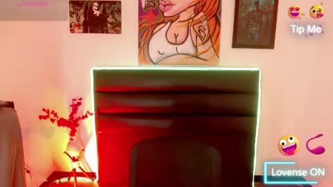 samantha__paez online show from May 28, 9:02 pm