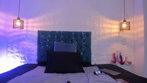 samantha_foxyy online show from March 31, 1:22 pm