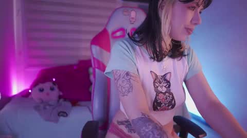 SAMY online show from September 18, 1:59 pm