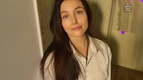 IGSamanthaGrant 10 online show from March 6, 7:24 pm